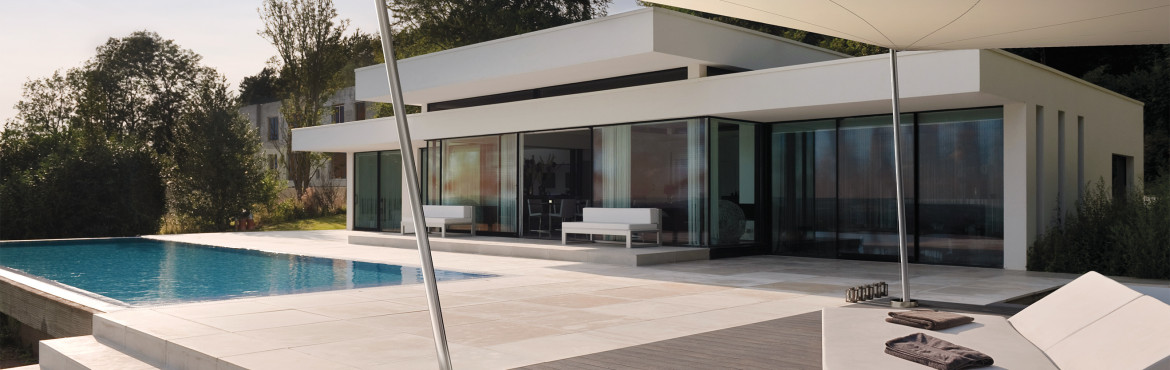 Modern bungalow with infinity pool in the Kent/Sussex borders